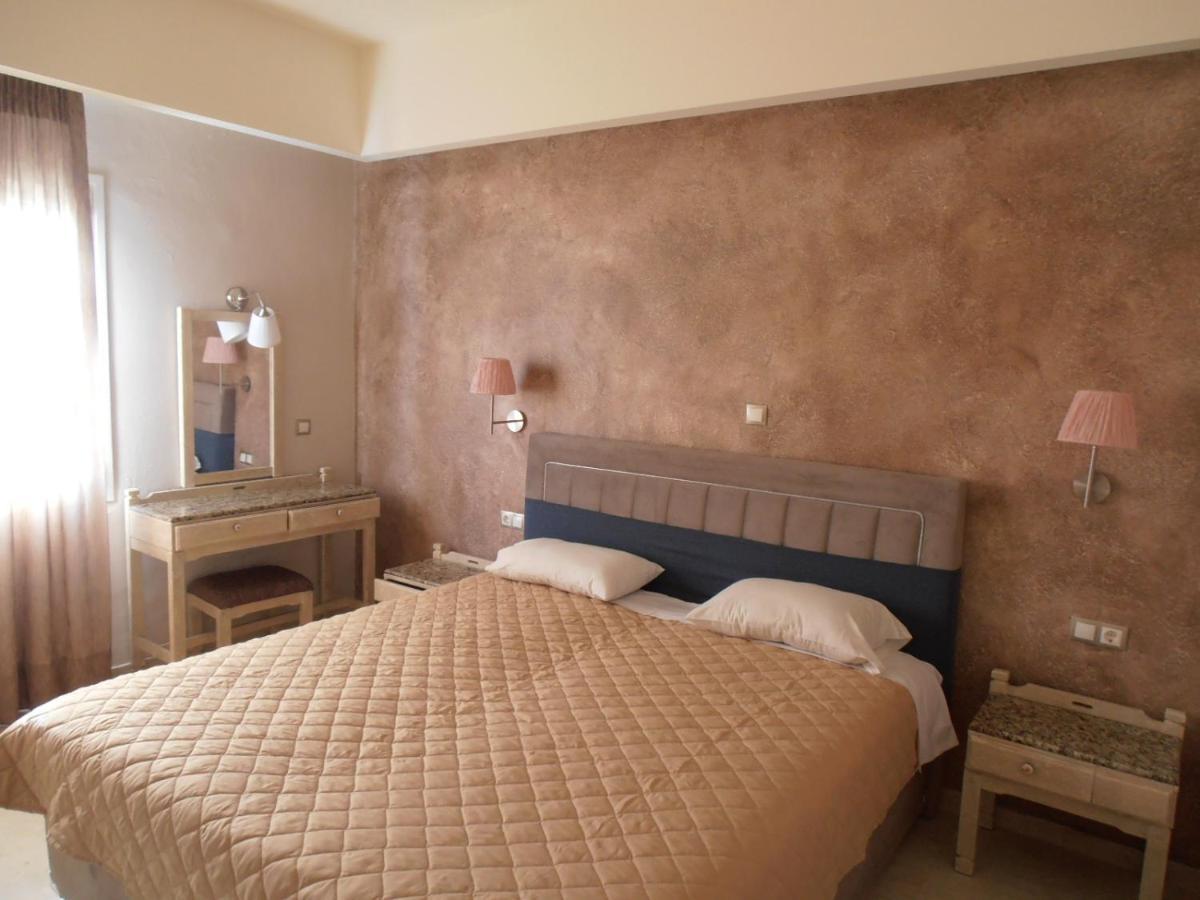 Frosini Gardens Hotel Kassiopi Eksteriør billede