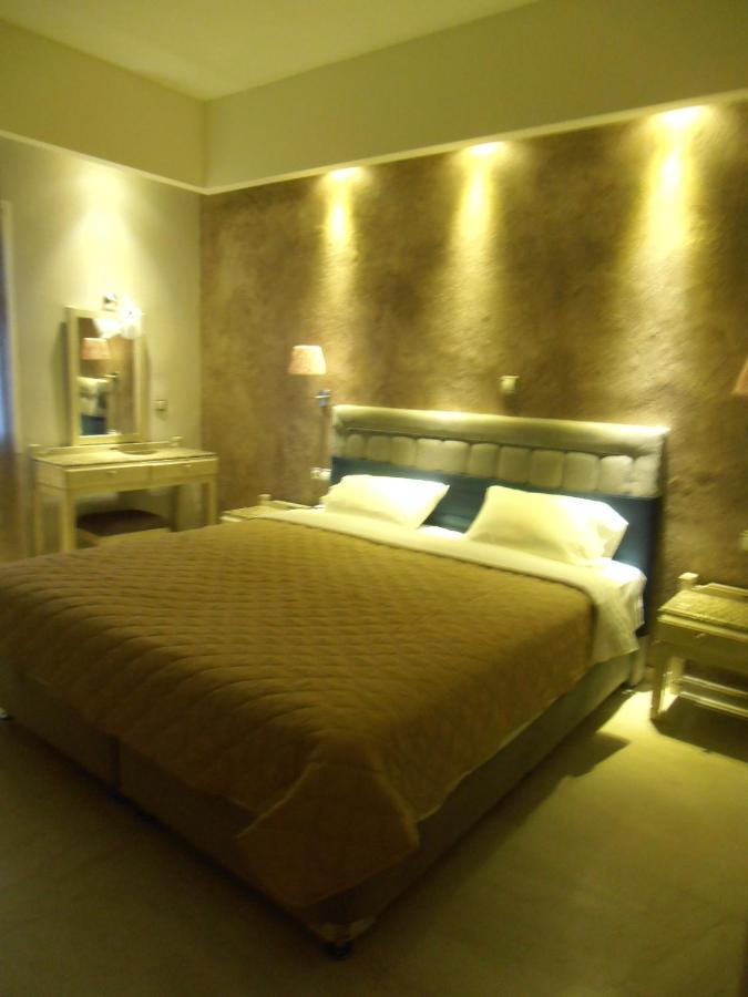 Frosini Gardens Hotel Kassiopi Eksteriør billede