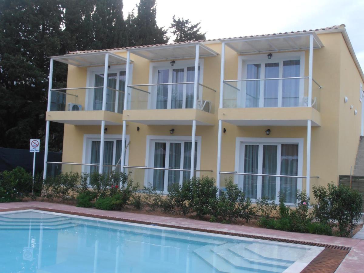Frosini Gardens Hotel Kassiopi Eksteriør billede
