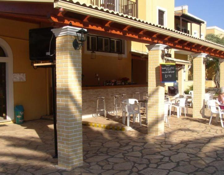 Frosini Gardens Hotel Kassiopi Eksteriør billede